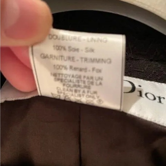 You are looking at a brown coat jacket with fox fur by Christian Dior size 6 - Picture 5 of 10